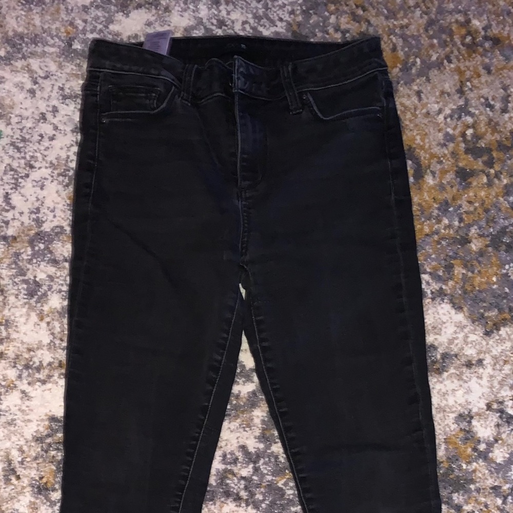 Black skinny jeans